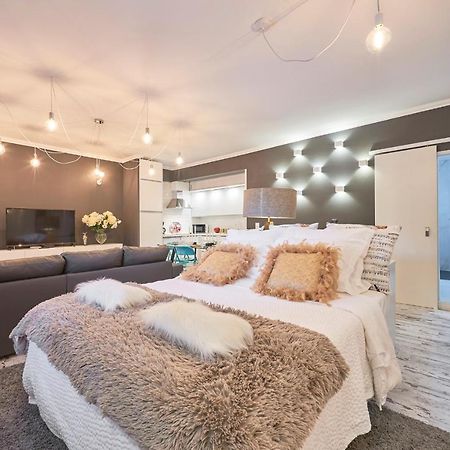In Bed With Lisbon - Lux4You Taguspark Massama Ngoại thất bức ảnh